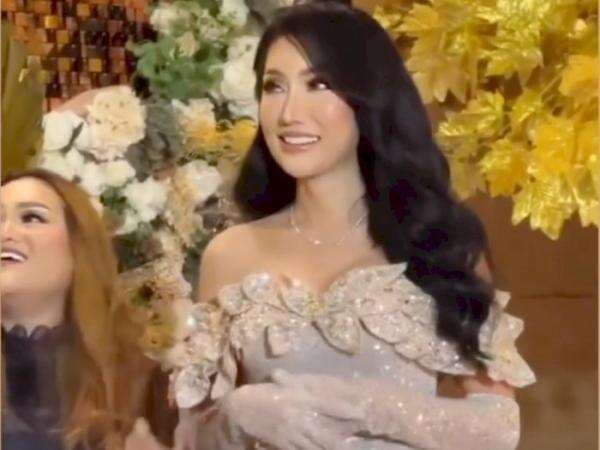 8 Potret Keseruan Ultah Lucinta Luna Ke-33, Cantiknya Bikin Pangling