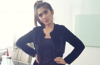 Revi Mariska Ngaku Ngamen di Jalan, <i>Netizen</i>: Karma Pernah Hina Lesti Kejora