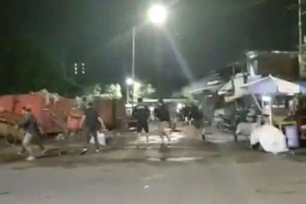 Satu Orang Kena Bacok dalam Tawuran di Tambaksari