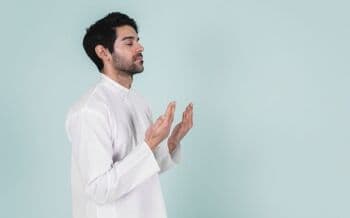 Doa Supaya Hati Tenang dan Pikiran Terang: Lengkap Teks Arab, Latin, Terjemahan Indonesia Doa Supaya Hati Tenang dan Pikiran Terang: Lengkap Teks Arab, Latin, Terjemahan Indonesia