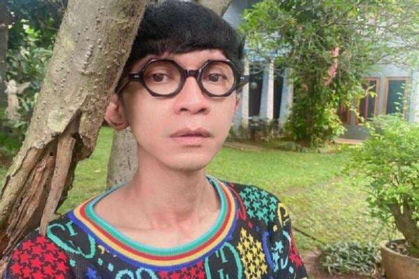 Penampilan Aming Jadi Sorotan di Ultah Lucinta Luna, Pamer Dada Montok