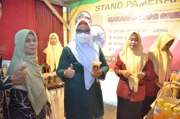 Rintis Program Ekonomi, Fatayat NU di Gresik Diminta Beli Produk Kader