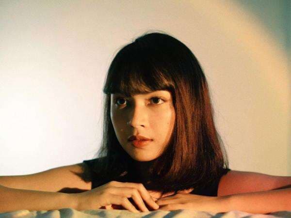 Vira Talisa Bagikan Makna Lagu "Mejikuhibiniu", Salah Satu Titik Terendah, hingga Peran Musik di Hidupnya Vira Talisa Bagikan Makna Lagu "Mejikuhibiniu", Salah Satu Titik Terendah, hingga Peran Musik di Hidupnya