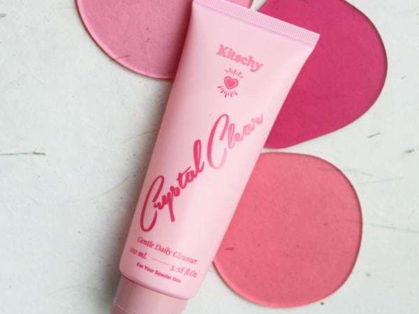 Review: Kitschy Crystal Clear, Gentle Cleanser Menggemaskan dengan Performa Jempolan