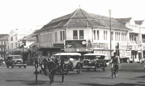 Indonesia 1950-an: Kemiskinan Merajalela, Parpol Cakar-cakaran, Anak Sekolah tak Dipusingkan PPDB