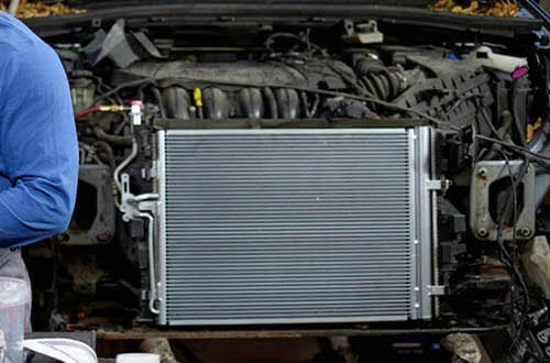 Ciri Tutup Radiator Rusak yang Perlu Diperhatikan Pengendara