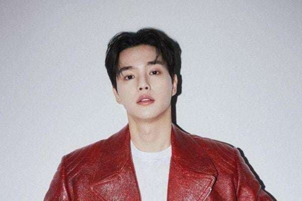 5 Fakta Menarik Song Kang, Aktor Tampan yang Dijuluki Son of Netflix