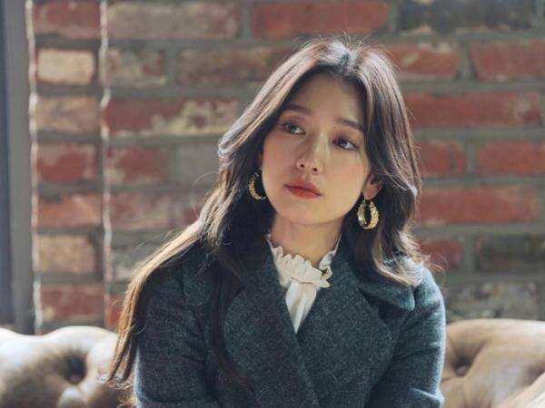 7 Drama Korea dan Film Terbaik yang Diperankan Park Shin-Hye