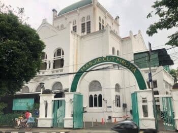 7 Masjid Terbesar di Jakarta, Cocok Dikunjungi dalam Momen HUT Ibu Kota