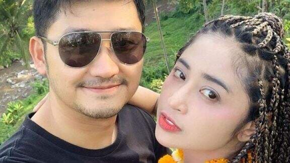 `Kalo Gak Nafkahin, Dicerai Lah!` Viral Omongan Dewi Perssik saat Terima Nafkah Pertama Kali dari Angga Wijaya, Tuai Pro dan Kontra Netter!