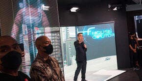 Rasakan Sensasi Teknologi Terkini di Toko House of Future Milik V2 Indonesia