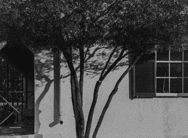 Cerita Horor di Sukabumi, Diteror Hantu Penunggu Hotel Tua