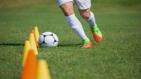 7 Cara Melatih Kelincahan Kaki Dalam Sepak Bola
