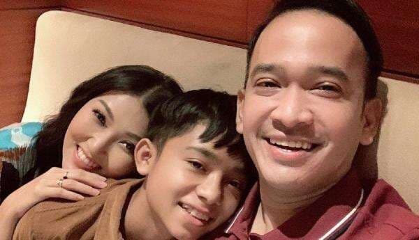 Ruben Onsu Masuk Rumah Sakit, Betrand Peto Menangis Histeris