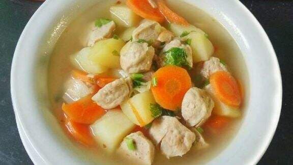 Resep Sup Bakso Ceker Sosis, Sajikan Ketika Cuaca Dingin Si Kecil Pasti Doyan