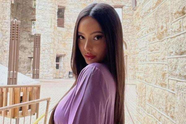 Lirik Lagu RIP Love dan Terjemahan, Penyanyi Asal Maroko