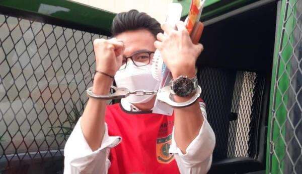 Adam Deni Berharap Bebas, PN Jakarta Utara Gelar Sidang Putusan Kasus Dokumen Ilegal Ahmad Sahroni Siang Ini