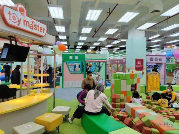 Umur Berapa Anak Bisa Diajak Main di Playground? Umur Berapa Anak Bisa Diajak Main di Playground?