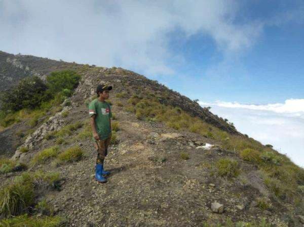 Tarzan Rinjani, dari Pemburu Ilegal Kini Jadi Mitra TNGR