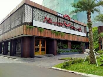 8 Fakta Mengejutkan Mr Aloy, Brand Ambassador Holywings