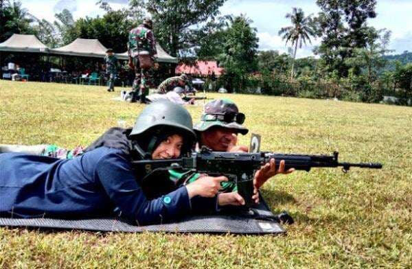 Asah Kemampuan Personel, Kodim 1422/Maros Gelar Latihan Menembak Asah Kemampuan Personel, Kodim 1422/Maros Gelar Latihan Menembak