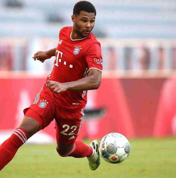 Arsenal dan Manchester United Perebutkan Tanda Tangan Serge Gnabry