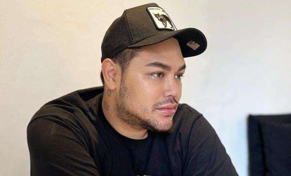 Biodata dan Profil Ivan Gunawan, Sempat Tinggal Kelas sebelum Jadi Desainer Ternama