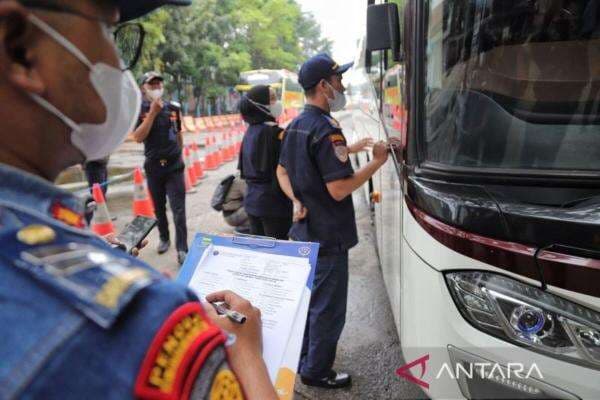 Jadwal, Rute, dan Harga Tiket Bus Bandung - Padang Terbaru 2022
