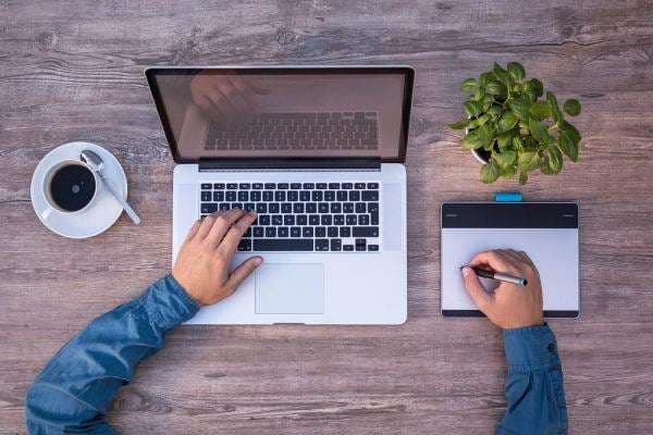 10 Font Keren untuk Logo Nama dan Makanan yang Menarik