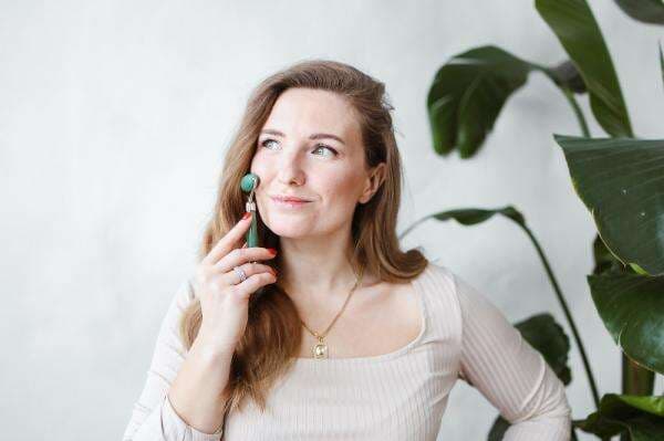 Waspadai 6 Perubahan Pada Kulit Wajah yang Bisa Terjadi di Usia 30-an dan 40-an Ini!