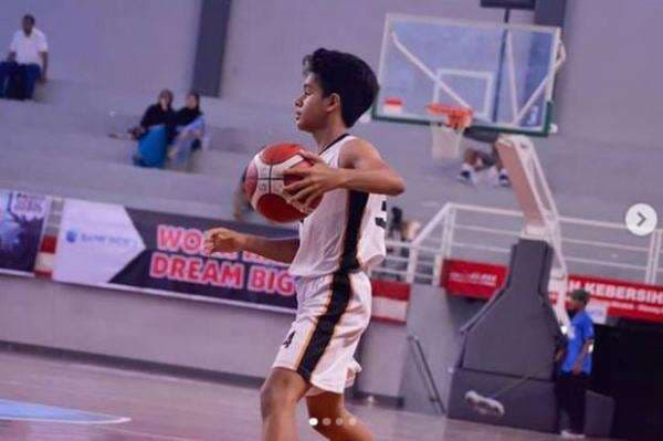 Profil Kaisar Hakam Baswedan, Anak Ketiga Anies Ternyata Atlet Basket di Sekolahnya