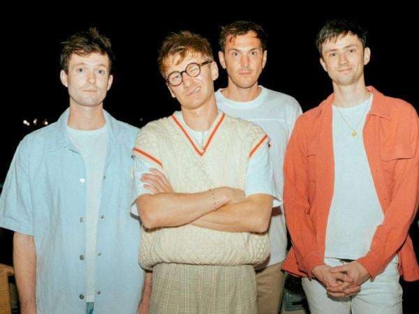 Arti dan Lirik Lagu 'Heat Waves' Glass Animals, Tak Mampu Melupakan Kepergian Seseorang