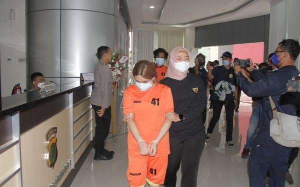 Model Bugil Medsos Ditangkap di Jakarta Barat, Mampu Raih Keuntungan hingga Rp30 Juta