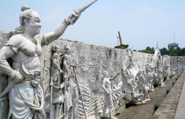 Runtuhnya Kerajaan Majapahit Disebabkan oleh Peristiwa Apa? Ini Penyebab dan Peninggalannya