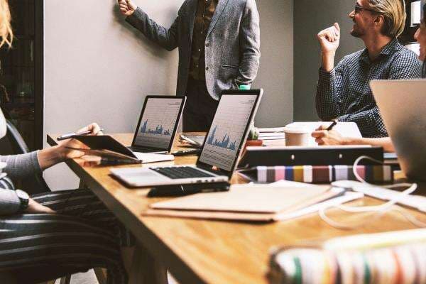 Staff adalah Kelompok Orang yang Bekerja, Berikut Penjelasannya