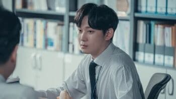 9 Potret Kwon Soo Hyun di Cafe Minamdang, Jaksa Ganteng yang Tajir Melintir 9 Potret Kwon Soo Hyun di Cafe Minamdang, Jaksa Ganteng yang Tajir Melintir