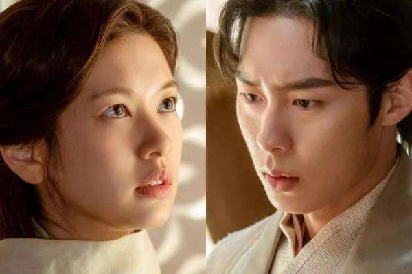Lee Jae Wook Beri Jung So Min Hadiah Istimewa, Batu Giok Yin-Yang Penuh Makna