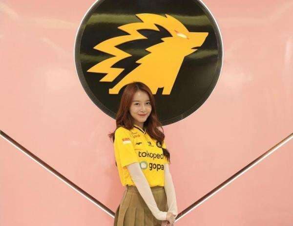 Biodata dan Agama ONIC Vior, Gamers Cantik Blasteran Korea