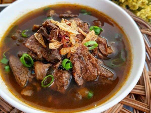 5 Resep Asli Rawon Daging Sapi Khas Surabaya, Dijamin Enak!