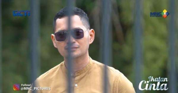 Link Live Streaming Ikatan Cinta 11 Juli 2022: Sal Bicara Empat Mata dengan Nino, Bahas Reyna