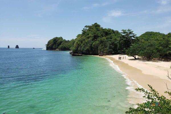 Pantai CMC Jadi Destinasi Rendah Karbon, Pemkab Malang Berbenah