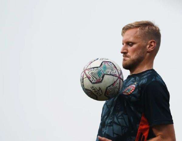 Tiba di Indonesia, Hanno Behrens Langsung Pamer <i>Skill</i> di Latihan Persija Jakarta