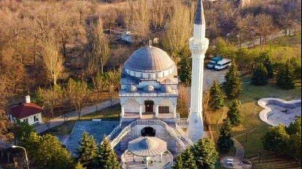 3 Masjid Bersejarah di Ukraina, Ada yang Dikabarkan Hancur Kena Bom Rusia
