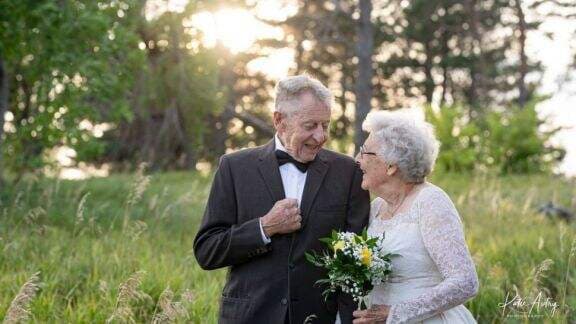 Khusus Lansia, Intip 3 Tips Sederhana Membuat Sesi Bercinta Tetap Nyaman dan Memuaskan