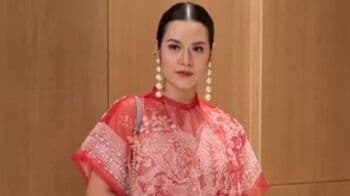 Pesona Raisa Berbalut Kaftan Merah, Netizen: Cuteness!