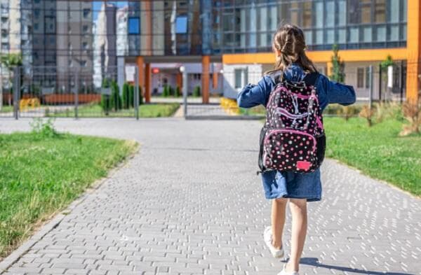 Mengenal Deretan Manfaat Sekolah Alam bagi Anak dan Biayanya Mengenal Deretan Manfaat Sekolah Alam bagi Anak dan Biayanya