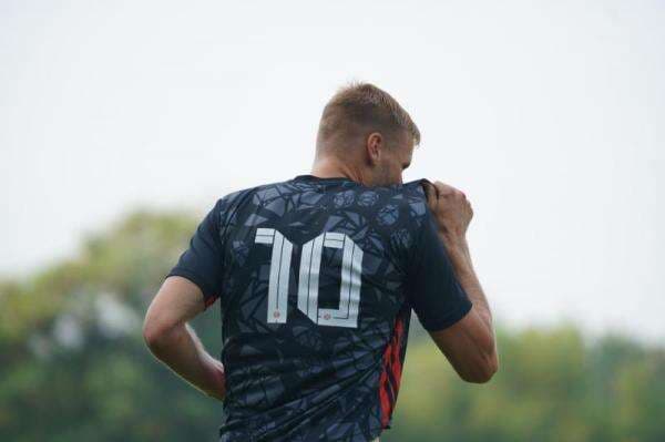 Usai Tato, Hanno Behrens Beberkan Alasannya Pilih Nomor 10 di Persija Jakarta