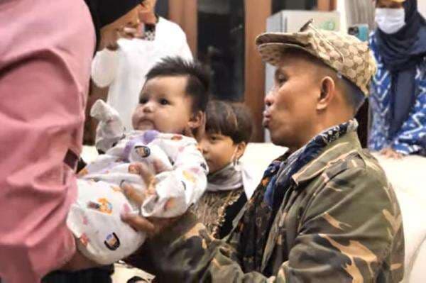 5 Momen Pertemuan Keluarga Gen Halilintar dan Baby Ameena, Penuh Haru dan Bahagia