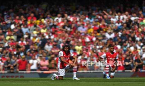 Koulibaly Mendekat ke Chelsea, Juventus Targetkan Bek Arsenal