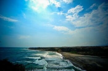 Wisata Pantai Cijeruk Garut: Lokasi Rute, Harga Tiket dan Daya Tarik